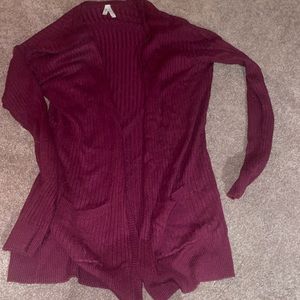 MUDD red sweater with pockets